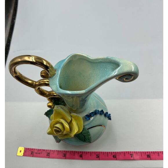 LEORA Vintage 8" Capodimonte Bud Vase W Handle Pitcher 3D Floral Gold Tone Decor - Picture 4 of 10